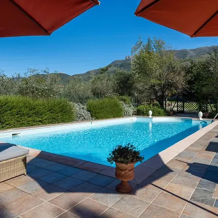 Le Bicocche Villa *
